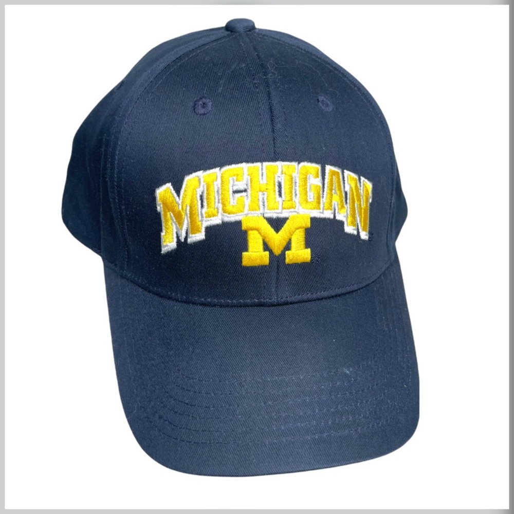 🆕💙💛 Michigan Wolverine Baseball Hat 💙💛🧢
